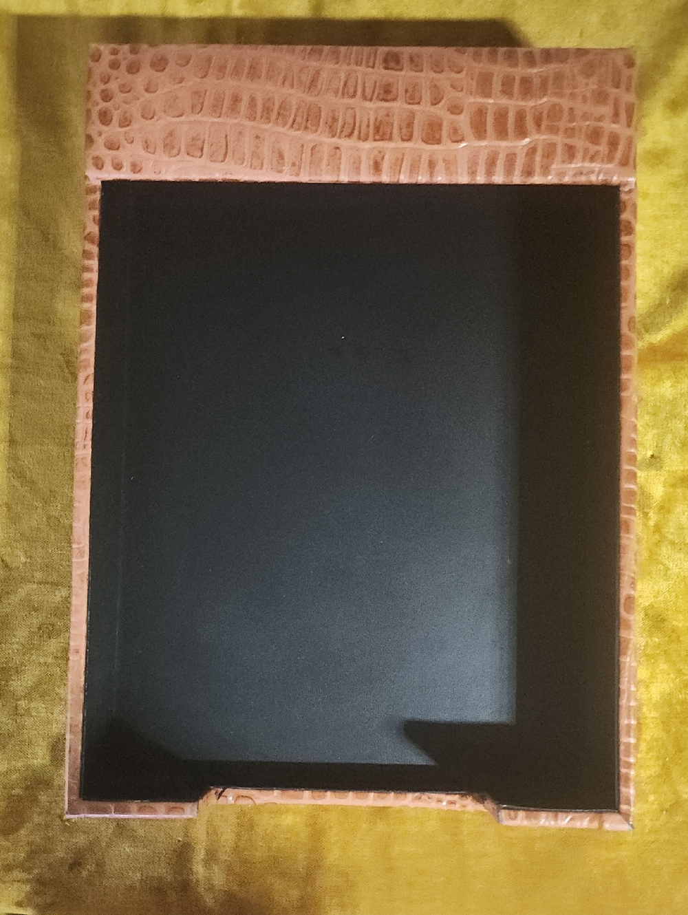 🔴 2 for $50 🔴 Croc Letter Holder -JCF Buisness Products